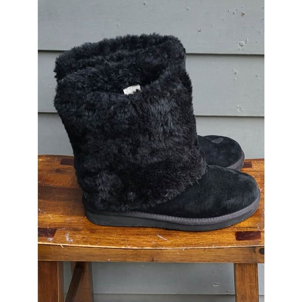 UGG Australia Black Patten Suede Shearling Boots size 8